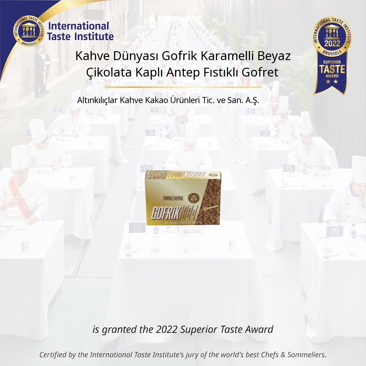 Square image of Kahve Dünyası Gofrik Karamelli Beyaz Çikolata Kaplı Antep Fıstıklı Gofret